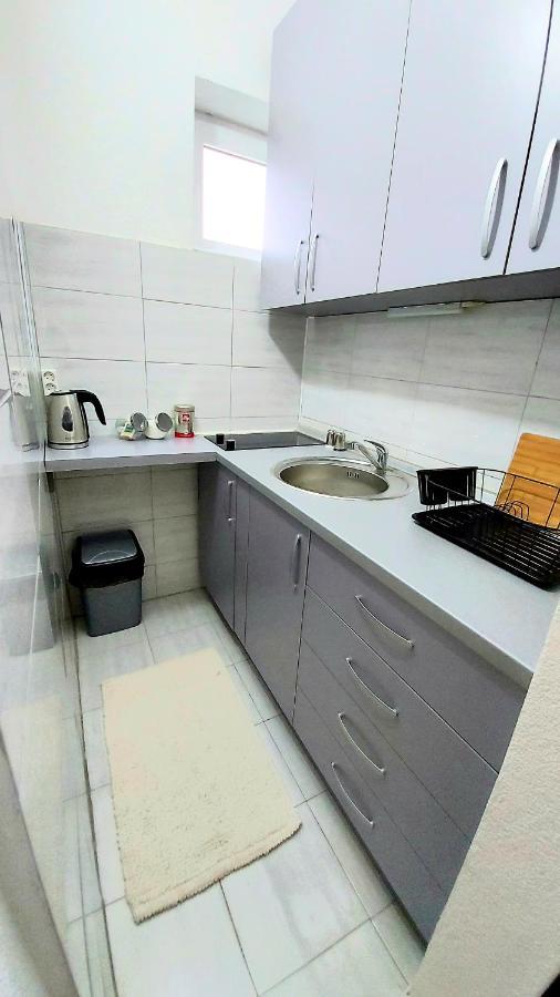 Inner City Two Bedroom Apartment สโกเปีย ภายนอก รูปภาพ